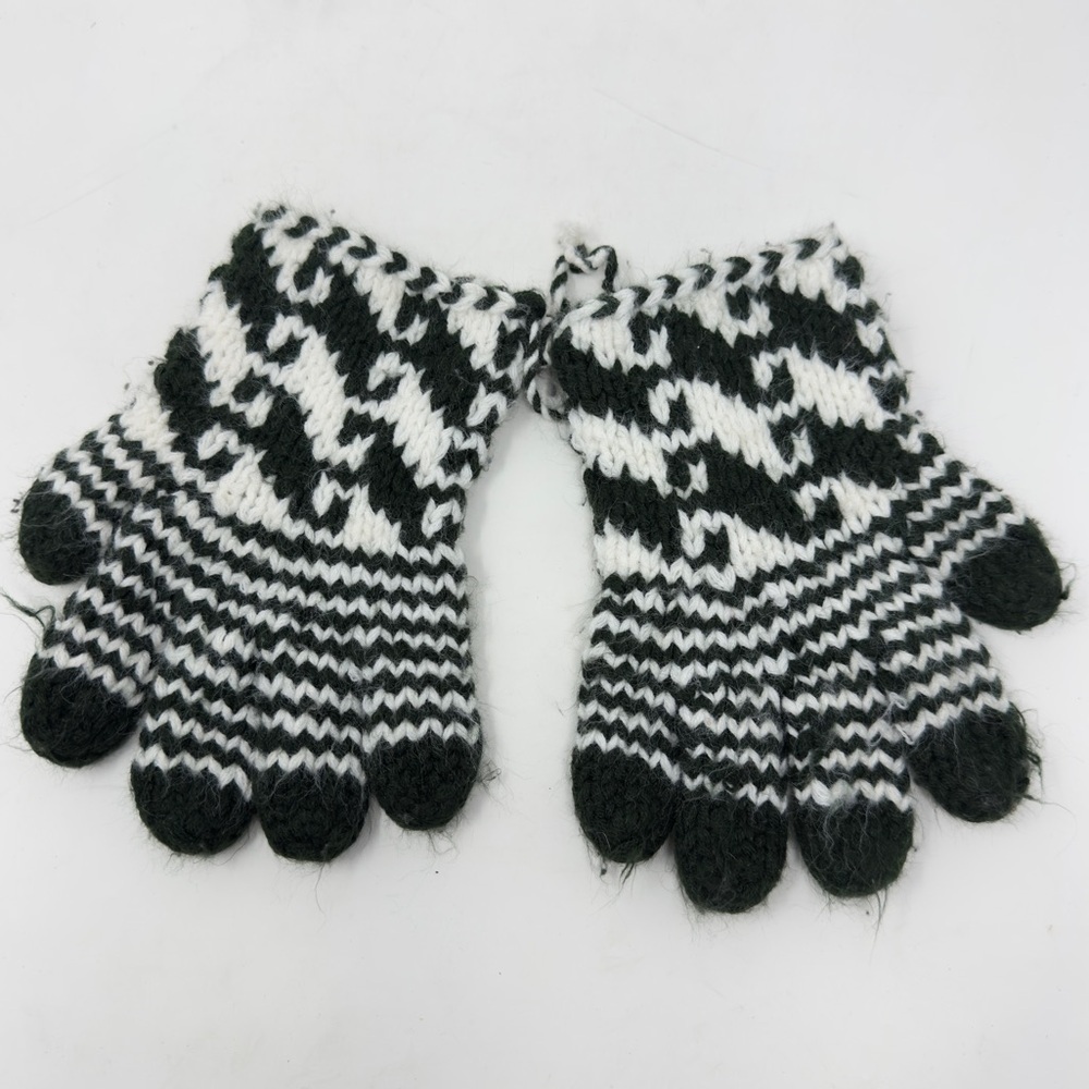 Handmade Peruvian Gloves Green White Heavy‎ Hand Knit Soft Wool